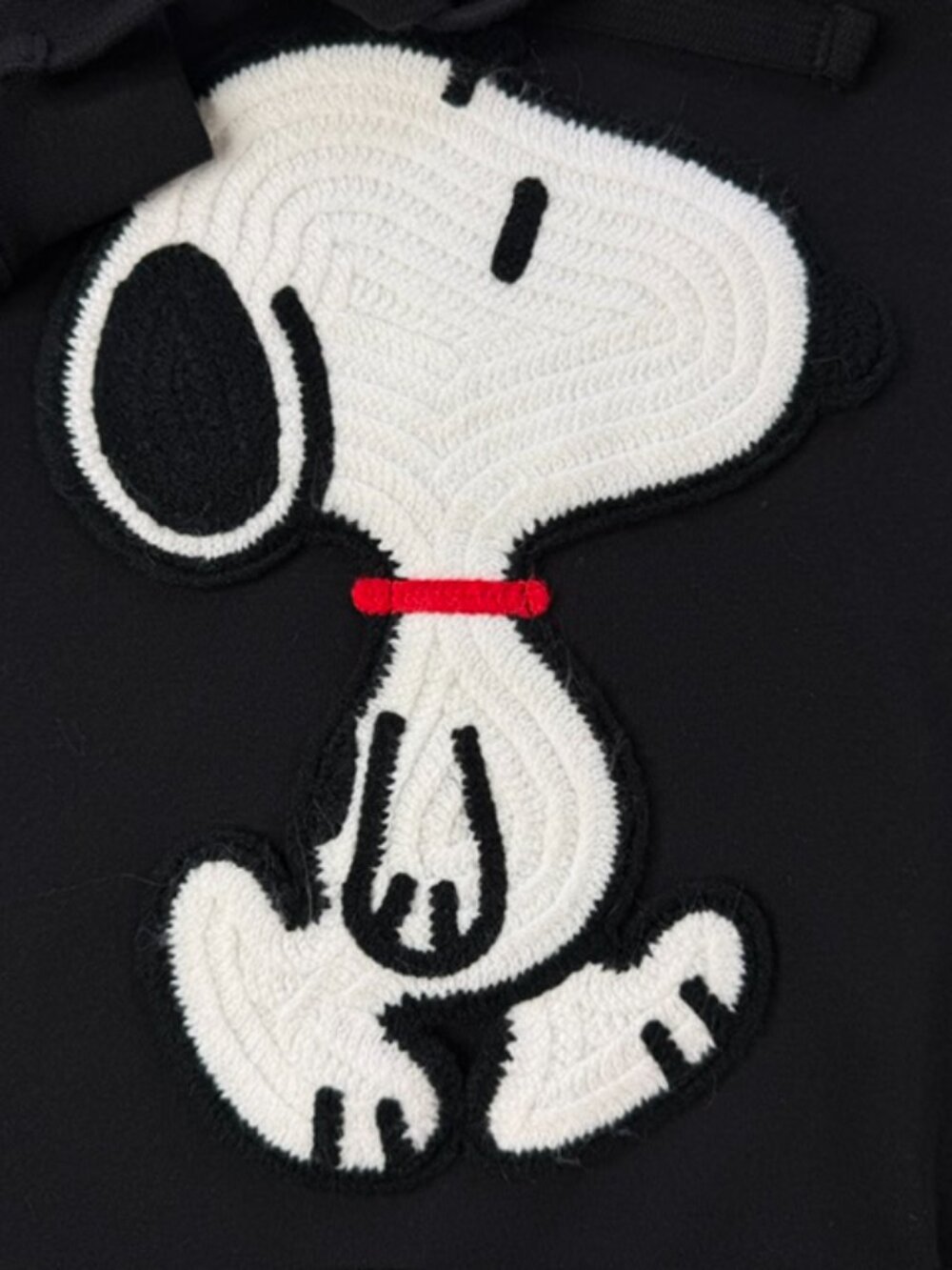 Peanuts Crochet Embroidered Snoopy Black Hoodie Sweatshirt XXL Classic Cartoon - Picture 3 of 11